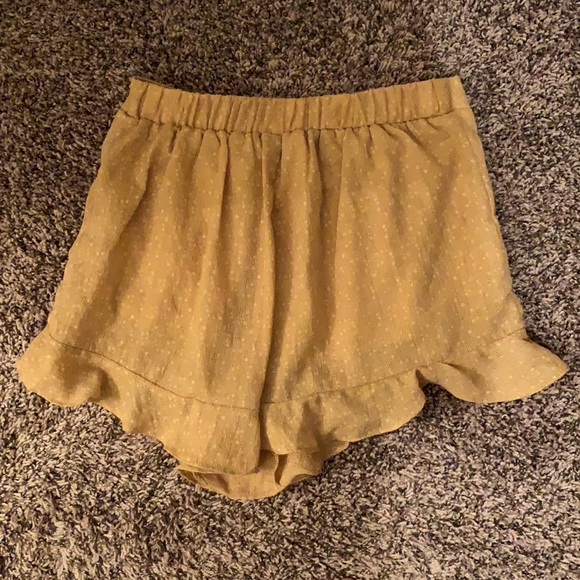 Yellow Ruffle Shorts - Picture 3 of 3